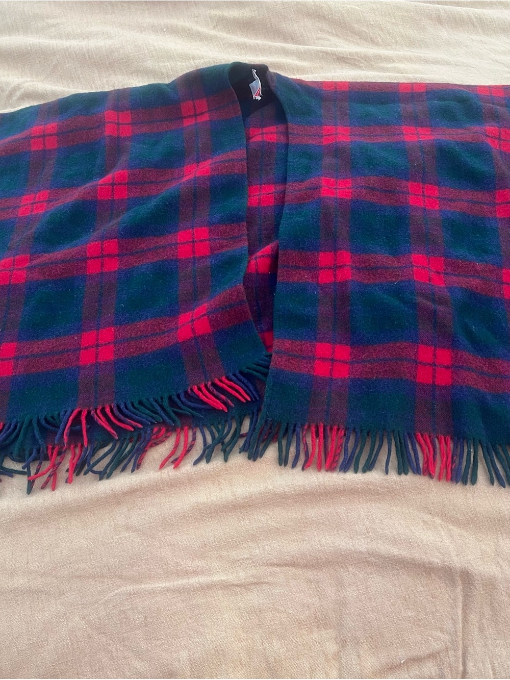 Brooks Brothers Red Fleece x Moon England Tartan Plaid Wool Fringed Wrap